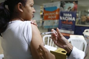 vacinacao-contra-a-gripe-e-prorrogada-na-regiao-norte-ate-fevereiro