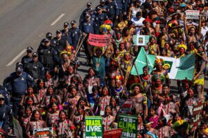 indigenas-em-brasilia-divulgam-reivindicacoes-aos-tres-poderes