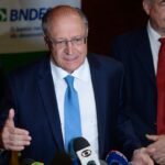 nao-pode-ter-muito-penduricalho,-diz-alckmin-sobre-reforma-tributaria