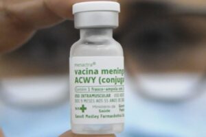 df-chama-criancas-e-adolescentes-para-vacinacao-contra-meningite
