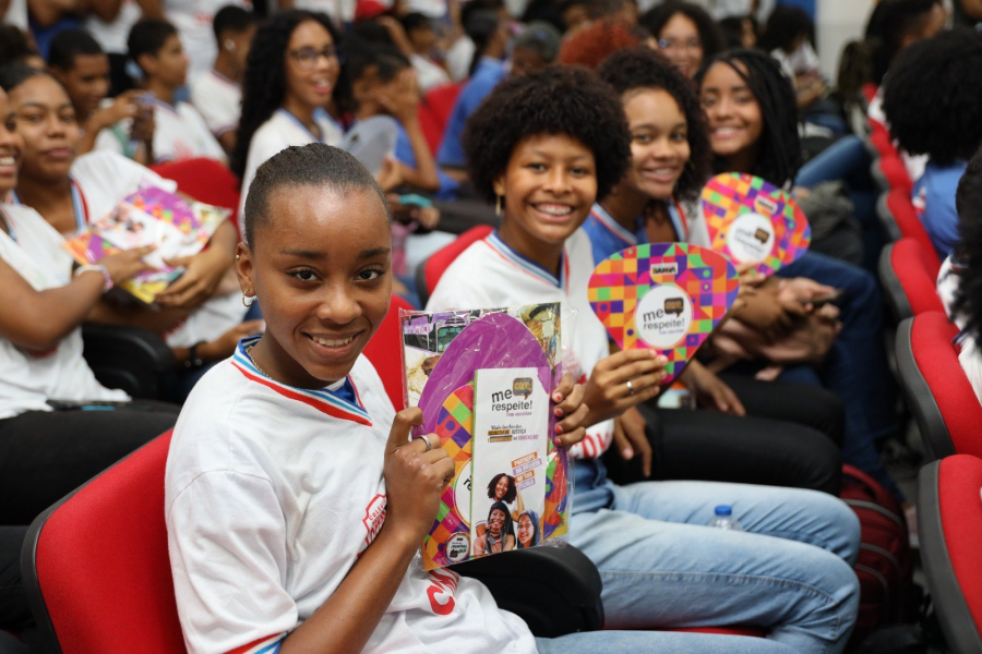 spm-promove-acoes-do-projeto-oxe,-me-respeite-nas-escolas”-no-bairro-de-itapua-e-no-municipio-de-cachoeira